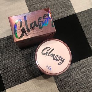 Touch In Sol Glassy Pretty Filter Skin Balm